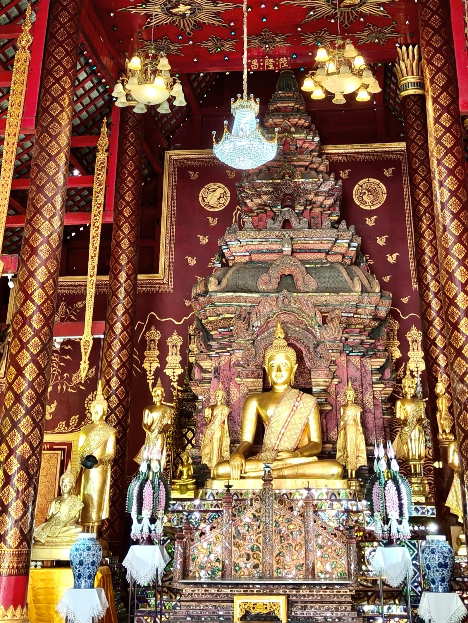 เสาไม้สักของโบสถ์ — Wat Chiang Man, Chiang Mai