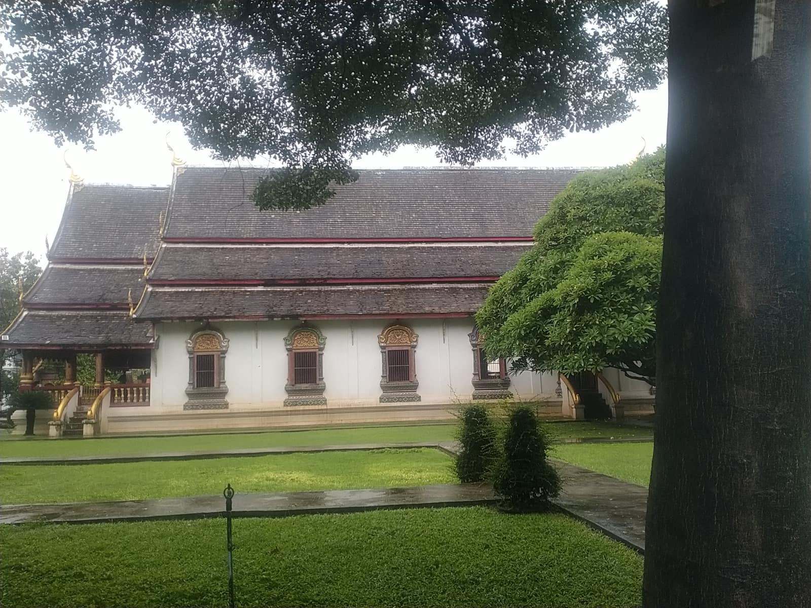 เจดีย์องค์ช้าง — Wat Chiang Man, Chiang Mai